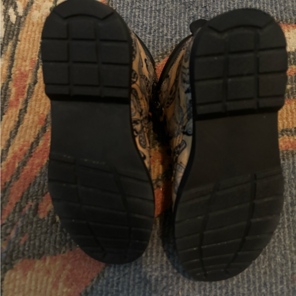 Butterfly Combatboots - Picture 4 of 4